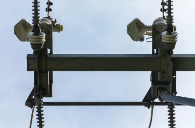 Исследование проектирования механизма привода магнитного жидкости и интеллектуальной диагностики разломов для отключения переключателей EHV