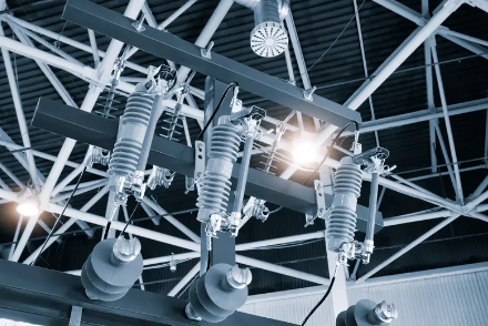 Руководство по устранению неисправностей: адресование частых ложных отключений или неспособности работать в выпадающих предохранителях