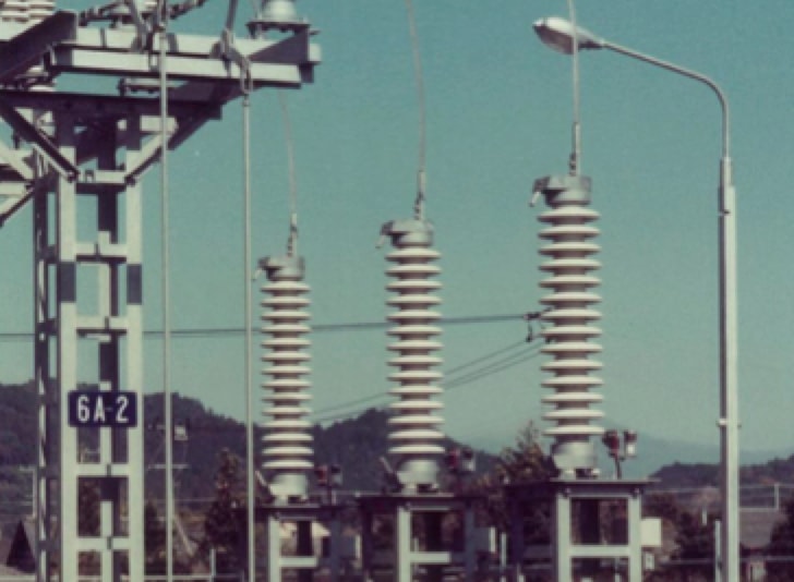 World%E2%80%99s-установка-первого-МО-ОПН-на-подстанции-Хаято-энергии-Кюсю