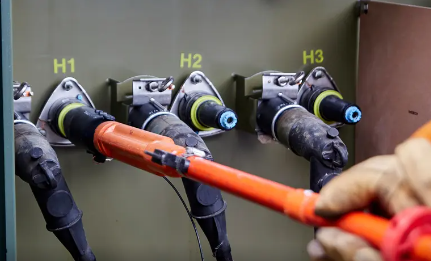 Помимо термоусадочных кабельных наконечников: как предварительно отформованные кабельные соединения гарантируют надежность уплотнения на весь срок службы