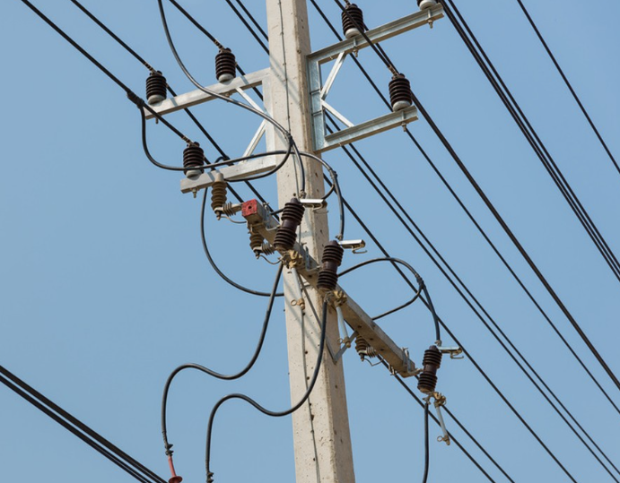 Моделирование с мультифизикой и прогнозирование срока службы для резкости